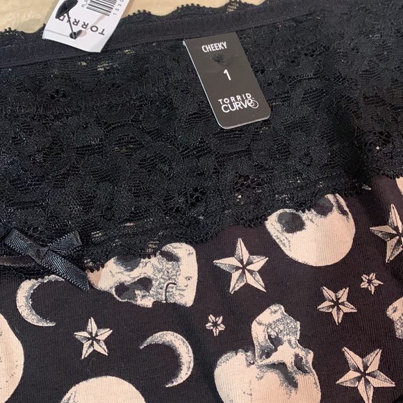 Torrid 3 Pack - Picture 4 of 4